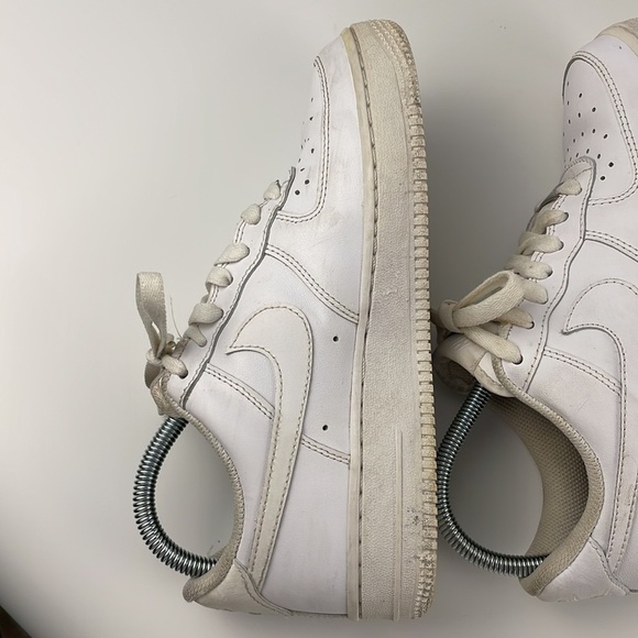 Nike | Air Force 1 '07 Low Top Perforated White Platform Sneaker Sz 7 dd8959-100 - Picture 10 of 15